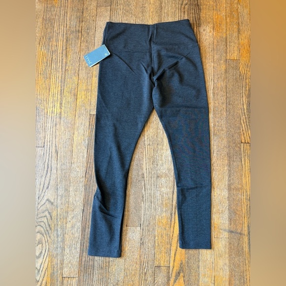 NWT Lyssé Laura Legging - Picture 4 of 8